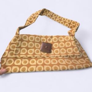 Elegant Tan Circle Pattern Shoulder Bag